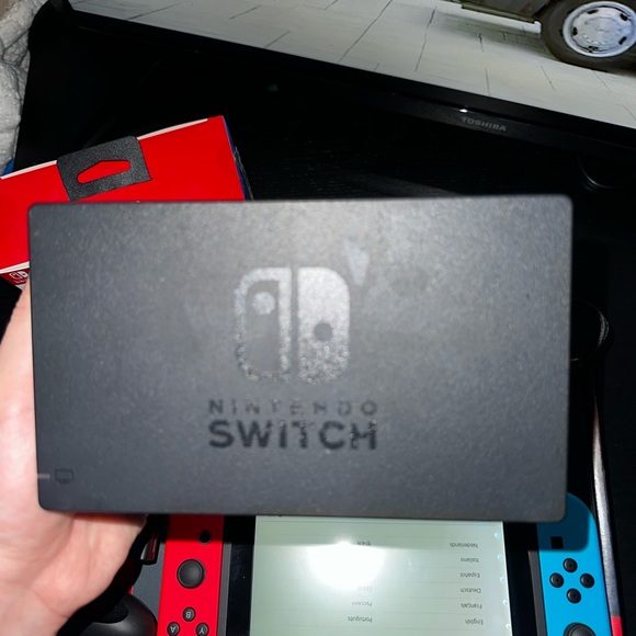 Nintendo switch Neon blue & red - Picture 13 of 15